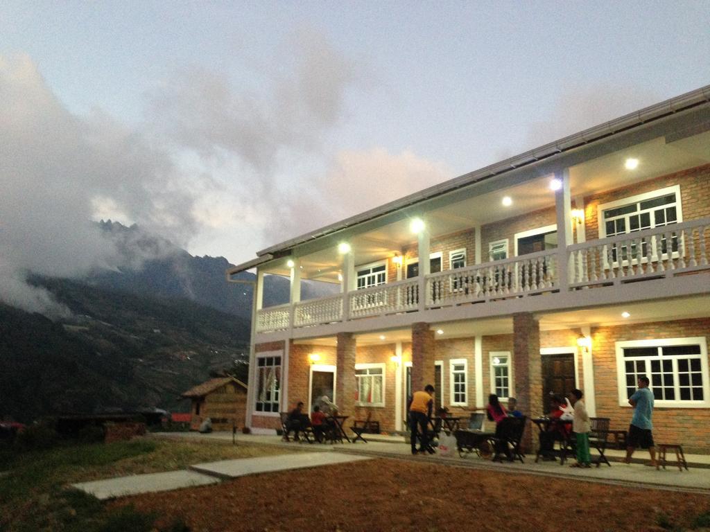 Kundasang Guesthouse Eksteriør billede